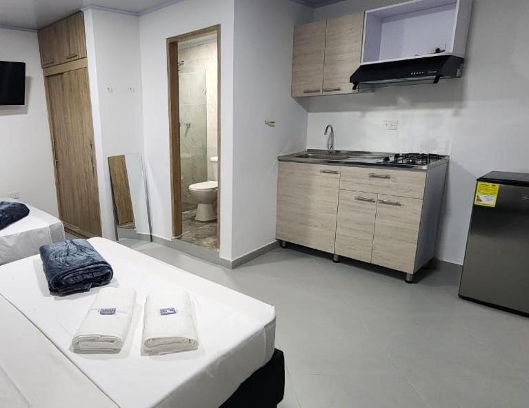 Hotel Medellin Calasanz Luaran gambar