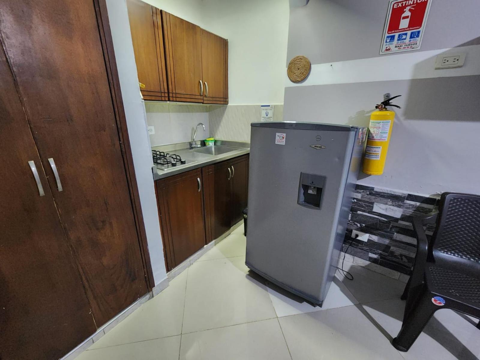 Hotel Medellin Calasanz Luaran gambar