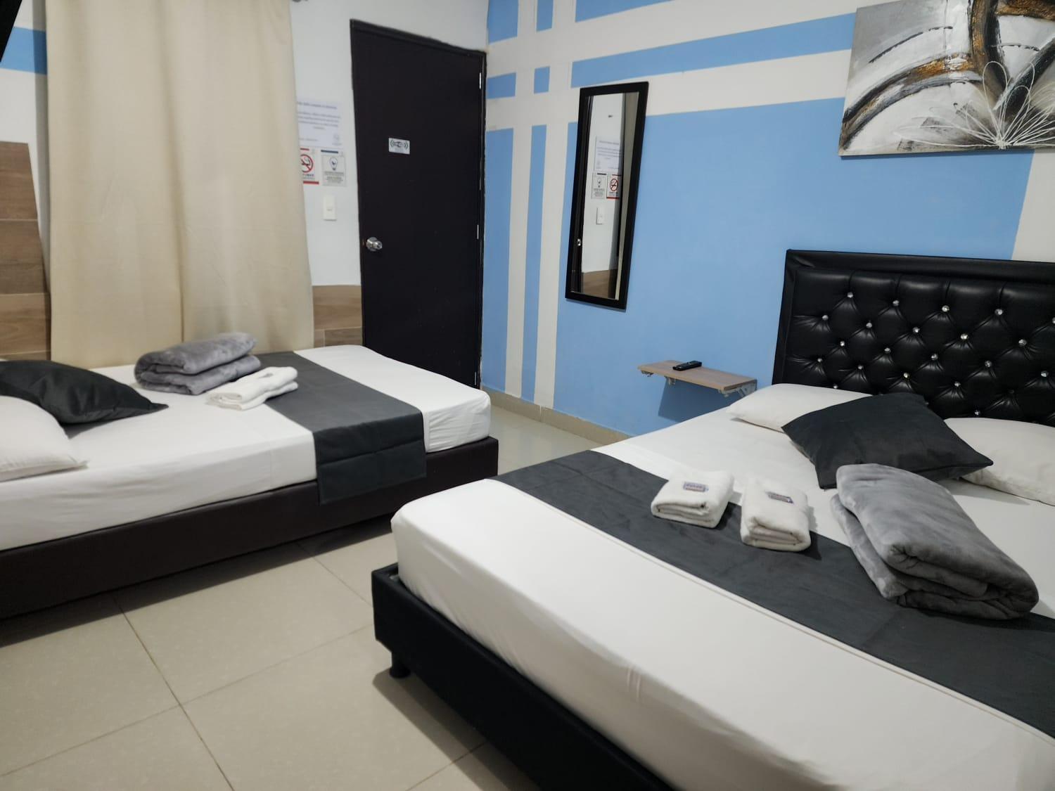 Hotel Medellin Calasanz Luaran gambar