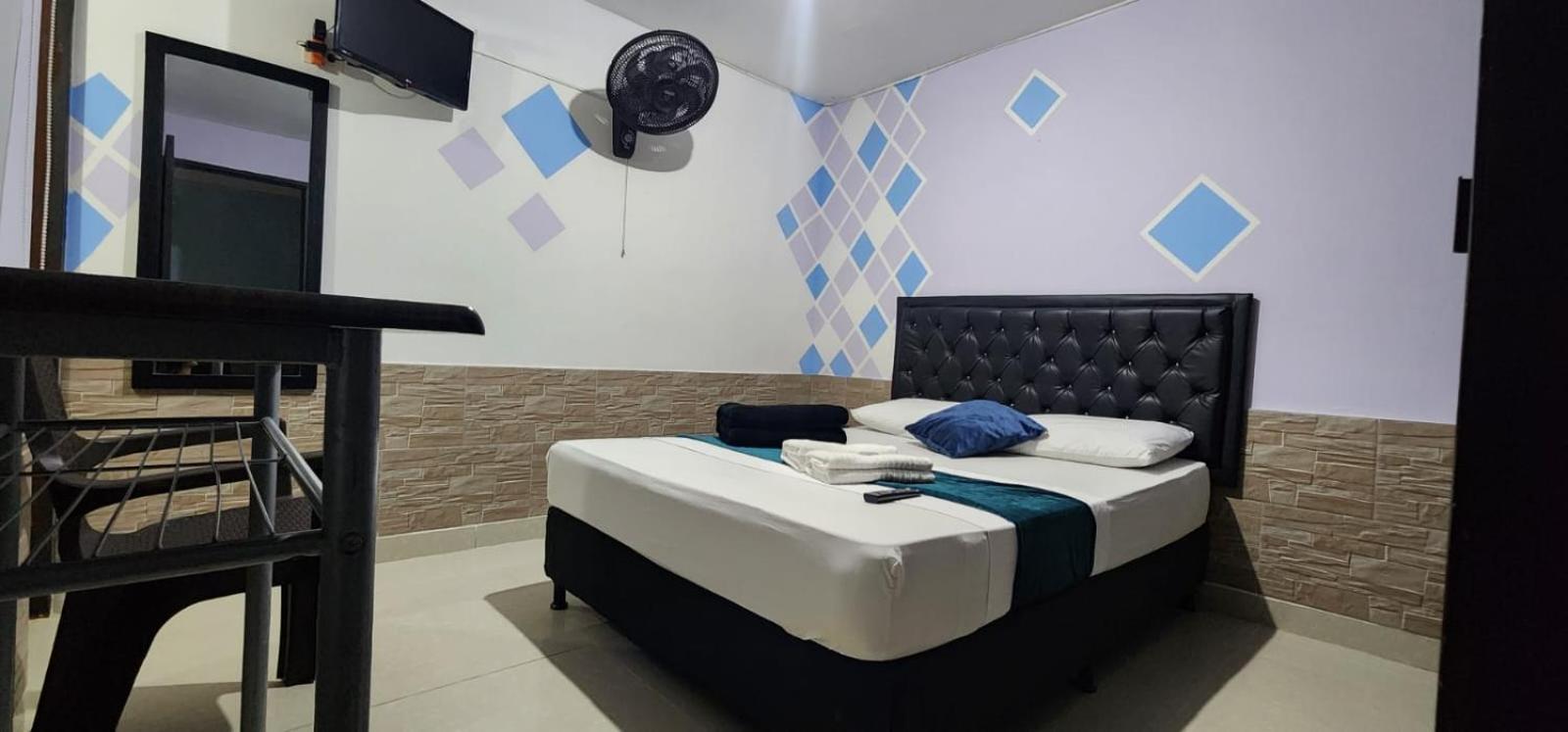 Hotel Medellin Calasanz Luaran gambar
